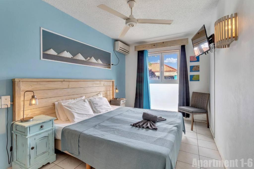 Bonaire Oceanfront Apartments クラレンダイク エクステリア 写真