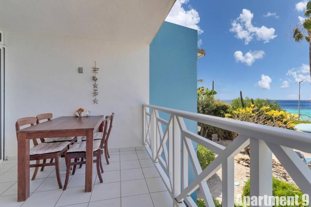 Bonaire Oceanfront Apartments クラレンダイク エクステリア 写真