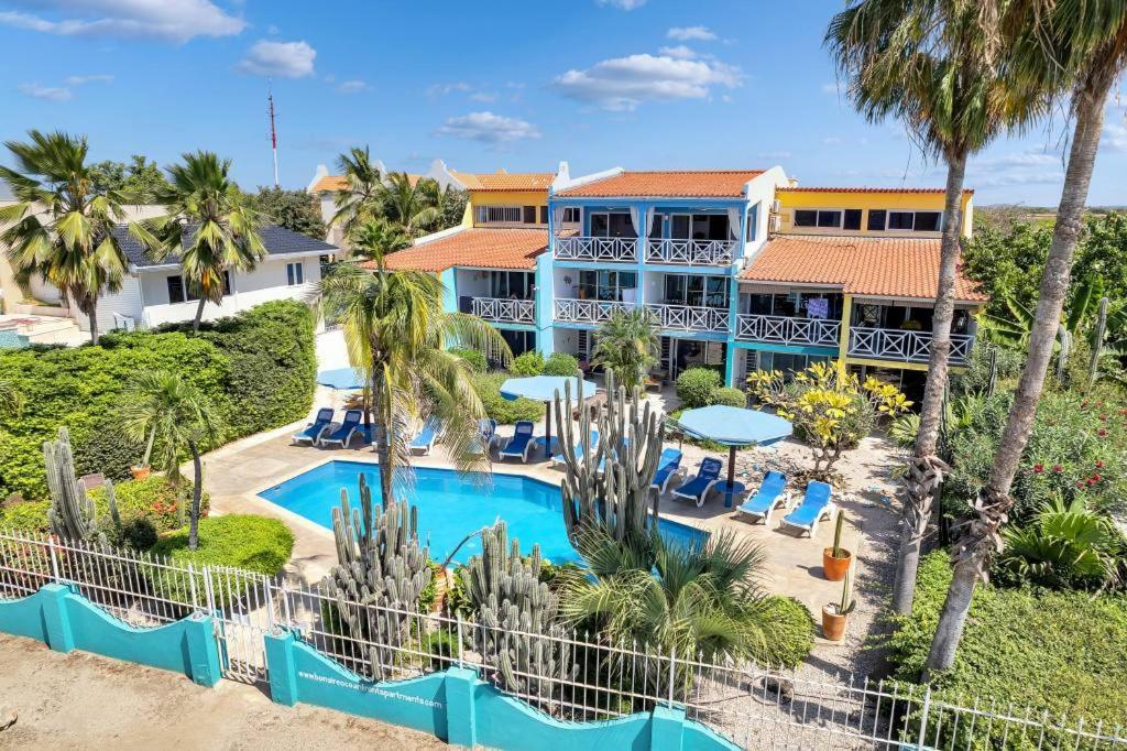 Bonaire Oceanfront Apartments クラレンダイク エクステリア 写真