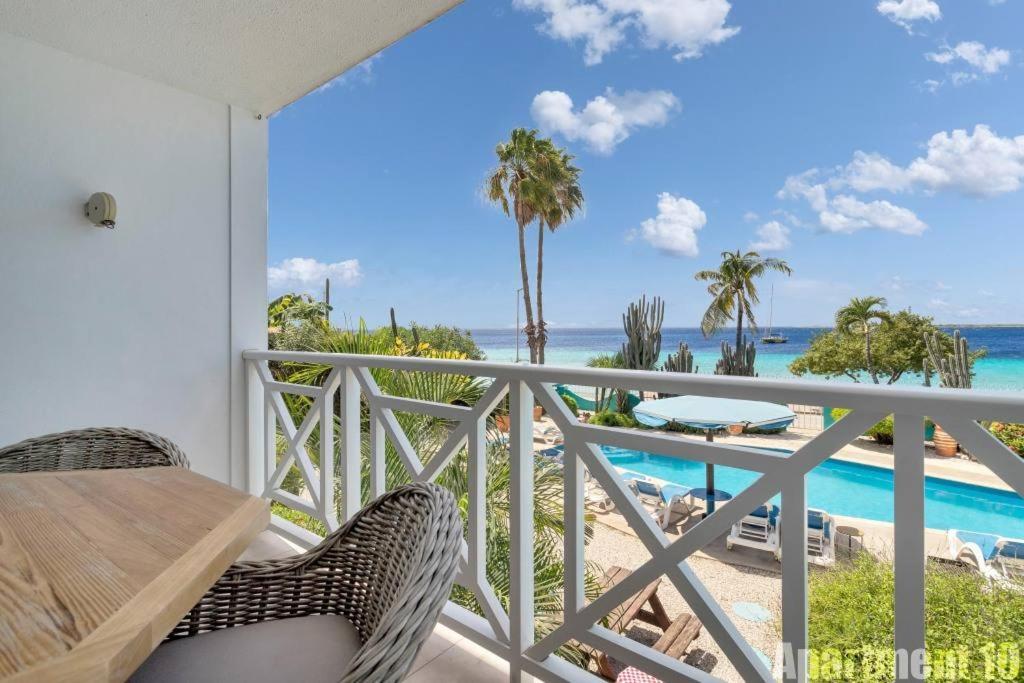 Bonaire Oceanfront Apartments クラレンダイク エクステリア 写真